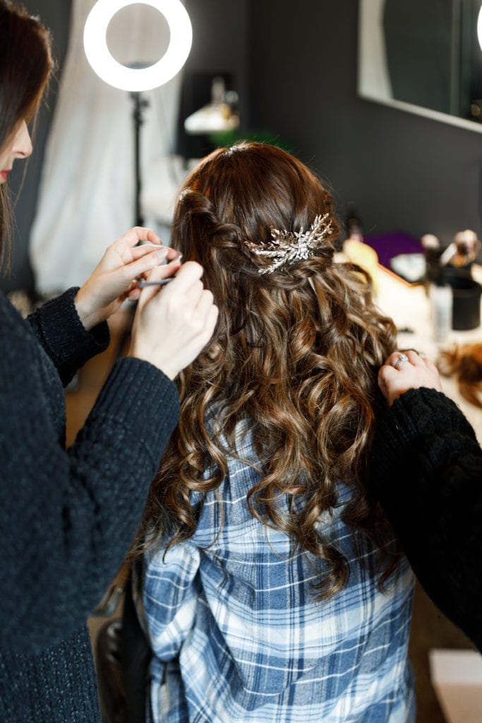 Wedding hair: What to know before choosing your wedding hair and makeup artist on Alexa Kay Events