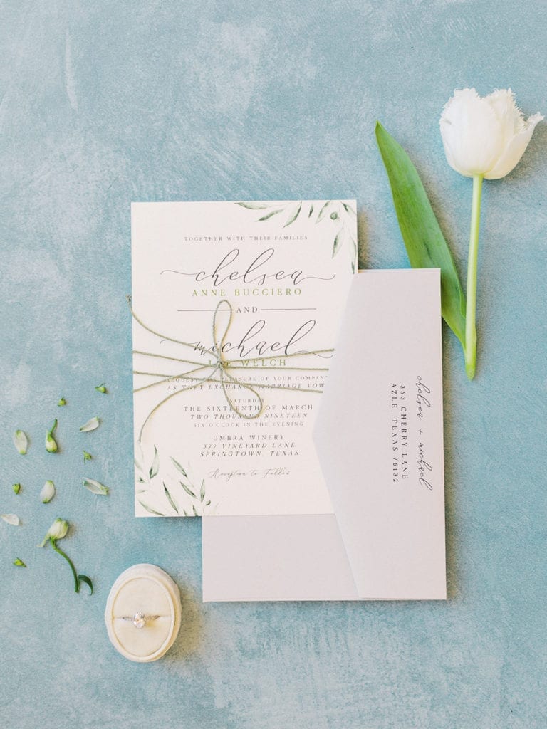 Get to know wedding stationery designer Brown Fox Creative on Alexa Kay Events. See more talented wedding vendor spotlights at alexakayevents.com!