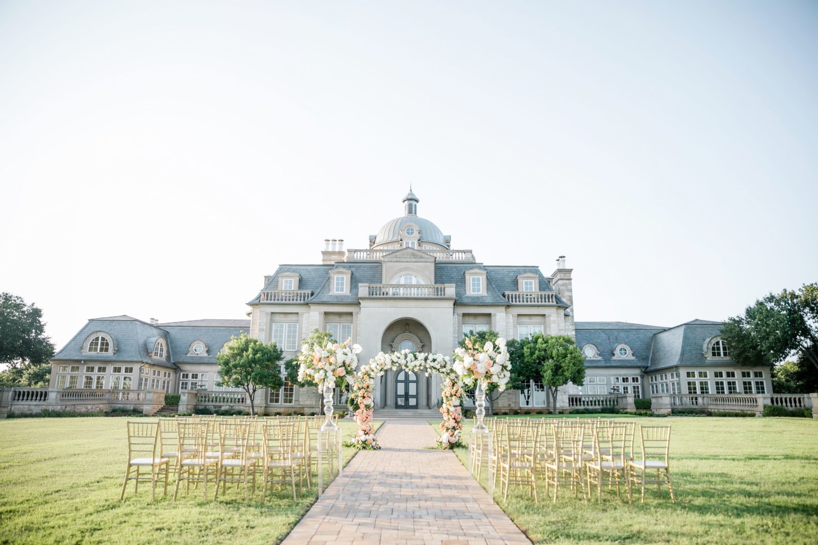 Sophisticated and Chic wedding inspiration on Alexa Kay Events